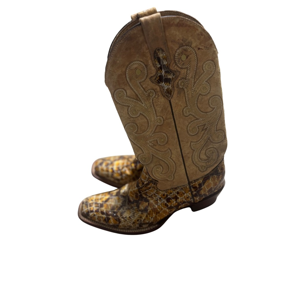 Ferrini Tan and Brown Western Boots